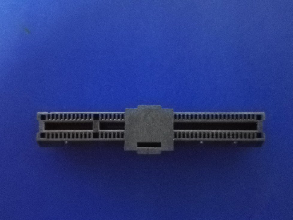 EAST-09801X21K1XR PCIE 98P（X8）SMT帶接地片