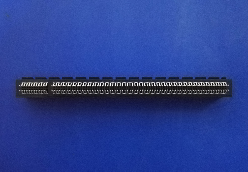 EAST-16401A02K1ER PCIE 164P（X16）夾板式無螺絲孔無定位柱