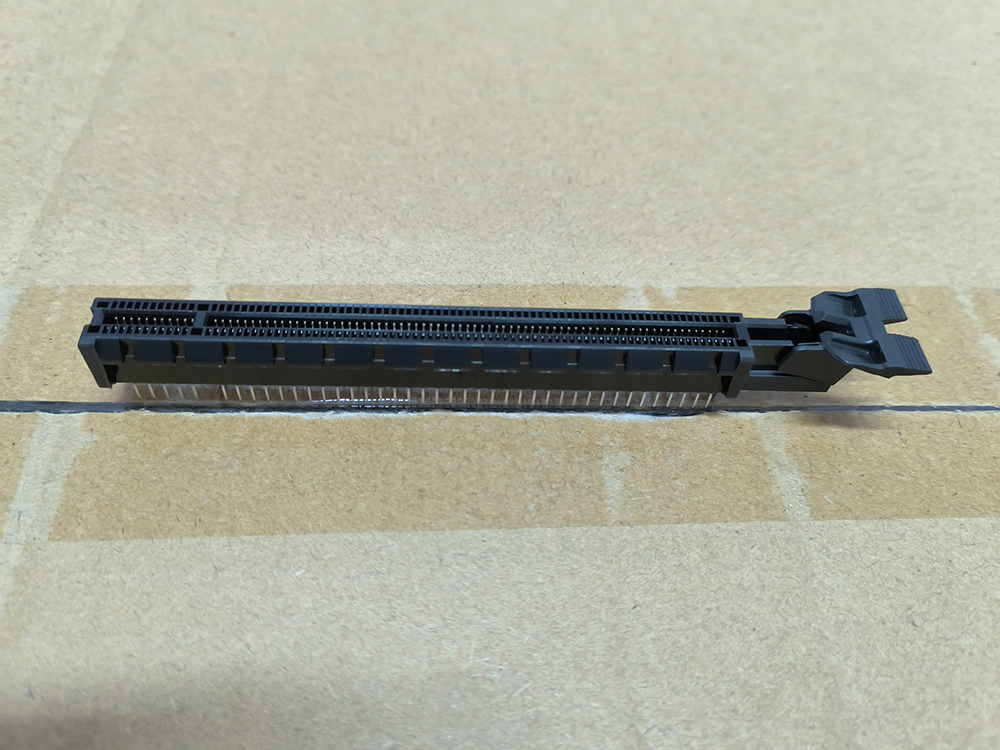 EAST-16401XXXXXXX PCIE 164P有肋旋轉(zhuǎn)型（飛機(jī)型）大耳扣20221122