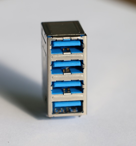 EAST-USB3D44S-1BBER USB 3.0 AF 四層全包